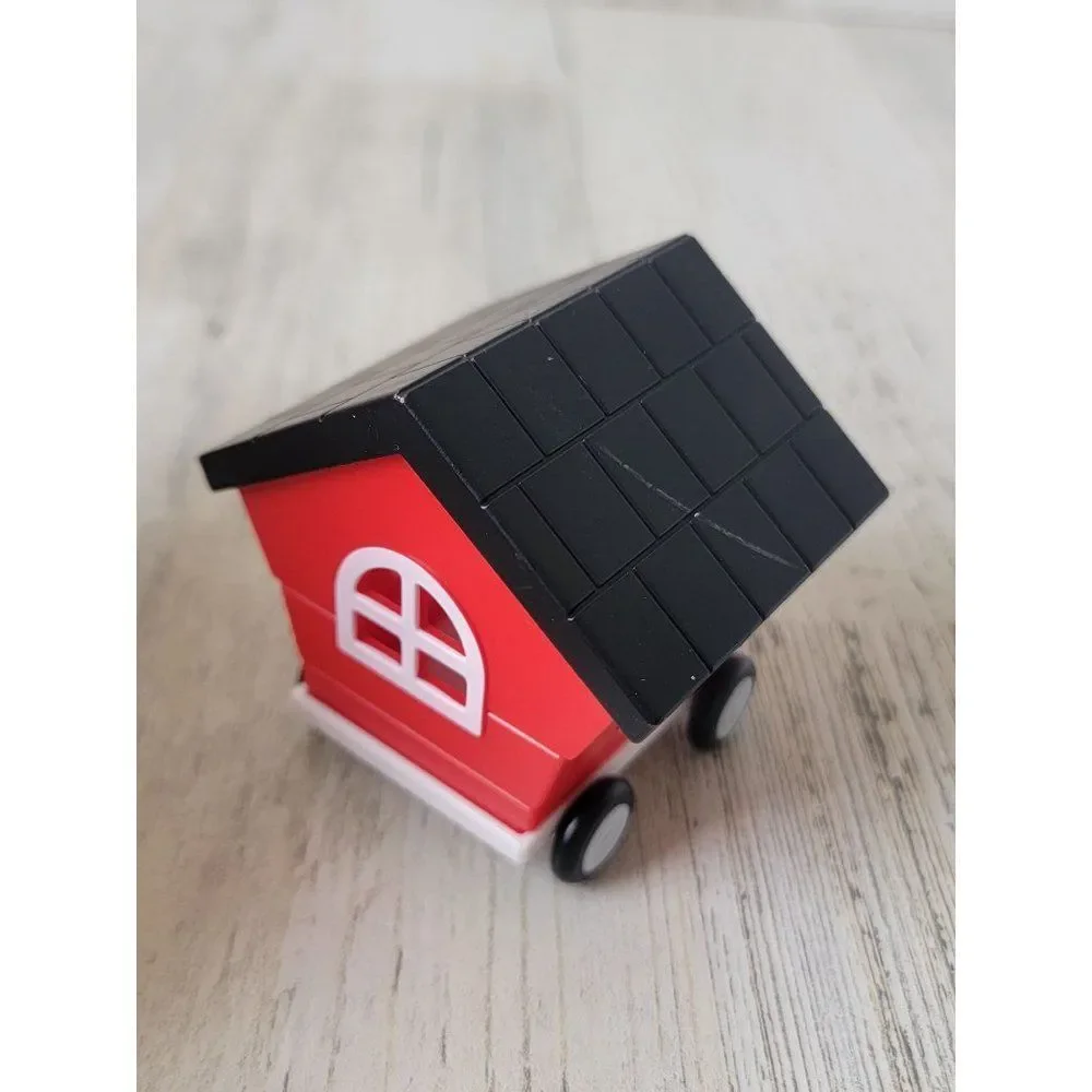 Red Dog House‎ mini train cargo accessory toy figure